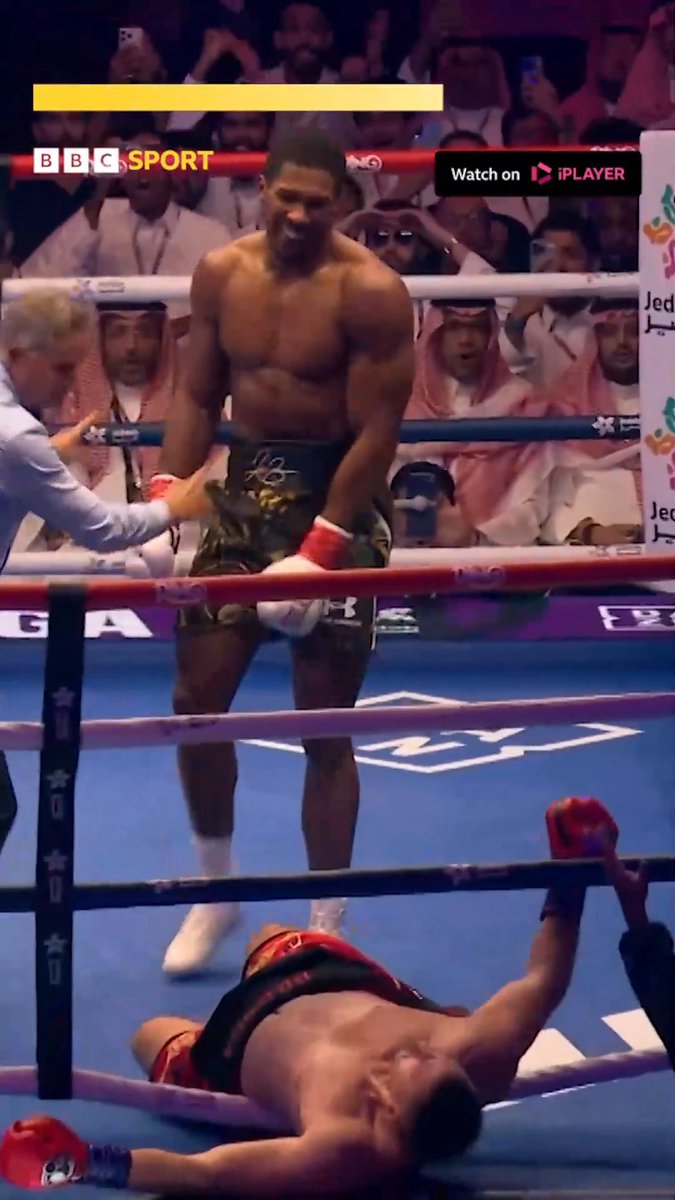 There was a lot packed in to just two rounds! After being dropped twice in the first round, Anthony Joshua came back to beat Kristian Prenga via knockout.