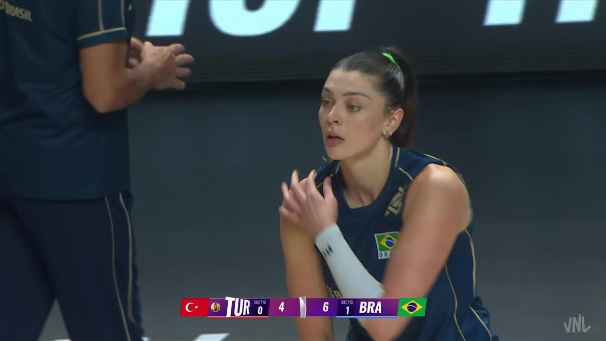 #VNL2026 WHAT A SERVE! 😮💨 Zehra Güneş 🇹🇷 finding every open space as Türkiye pushes for the tie! 📺 Watch LIVE on VBTV: 🏐 #BePartOfTheGame #Volleyball
