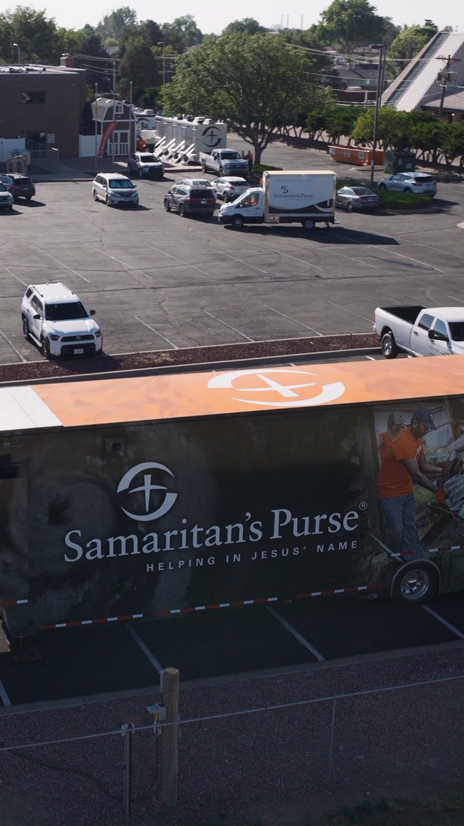 In the aftermath of wildfires that scorched 100,000 acres in Colorado, volunteers are helping homeowners sift through the ashes and recover things that they thought they had lost forever. If you want to join us in serving and sharing the love of Jesus with these families, sign up to volunteer at