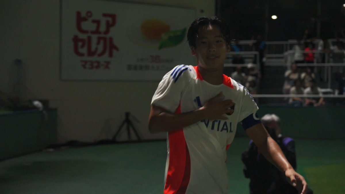 / 背番号10、そしてU-15 Jリーグ選抜のキャプテン。 礒部怜夢(Ren ISOBE)がまた魅せた🔥 \ 東京ヴェルディジュニアユース #大井然 のドリブル突破から、最後に仕留めたのは鹿島アントラーズジュニアユース #礒部怜夢 ⚽️ 鮮やかな反転から同点ゴールを決め、リヴァプールFC U15相手に2試合連続ゴールをマークしました👏 #Jリーグ
