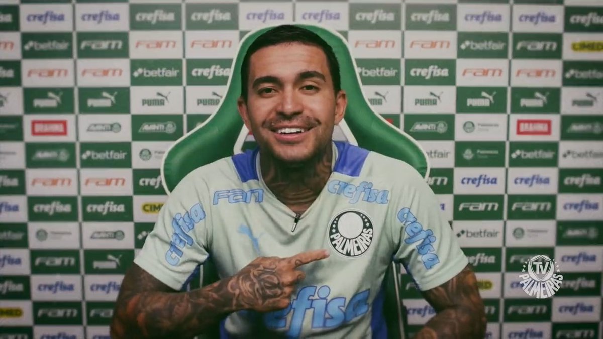 Não estou preparado pra ver esse anão pela primeira vez jogando contra.