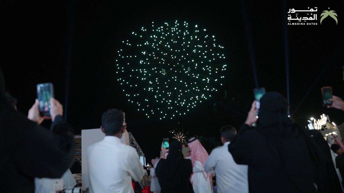 تعرّفوا على إرثٍ يمتد عبر الأجيال 🌴 #موسم_تمور_المدينة يجمع بين التمور، والحِرف، والفعاليات في أجواء تحتفي بتراث المدينة 🇸🇦 احجز الآن: