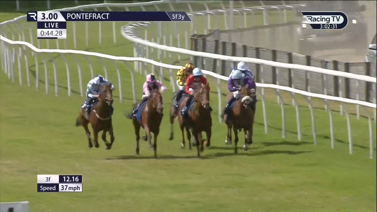 Bolt Of Blue, a 115,000euros breeze-up purchase, by Blue Point, lands the maiden by a whisker from newcomer The Mean Fiddler. Another one for title-chasing Billy Loughnane. Ed Dunlop Racing | PontefractRacecourse