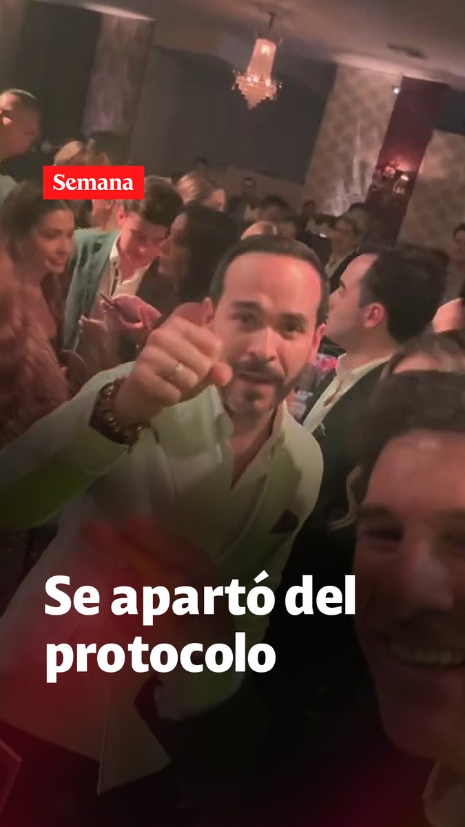 El presidente electo, Abelardo De La Espriella, se apartó por unos minutos del protocolo y compartió de manera espontánea durante una fiesta. Estuvo acompañado por su esposa y varios integrantes de su equipo de trabajo.