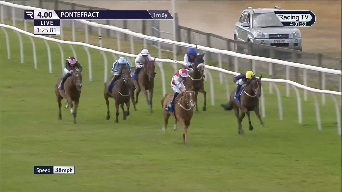 More Listed honours for 𝐇𝐨𝐥𝐥𝐨𝐰𝐚𝐲 𝐁𝐨𝐲 🟥⬜️ And, in a course record time! ⏱️ Karl Burke | Clifford Lee | William Hill