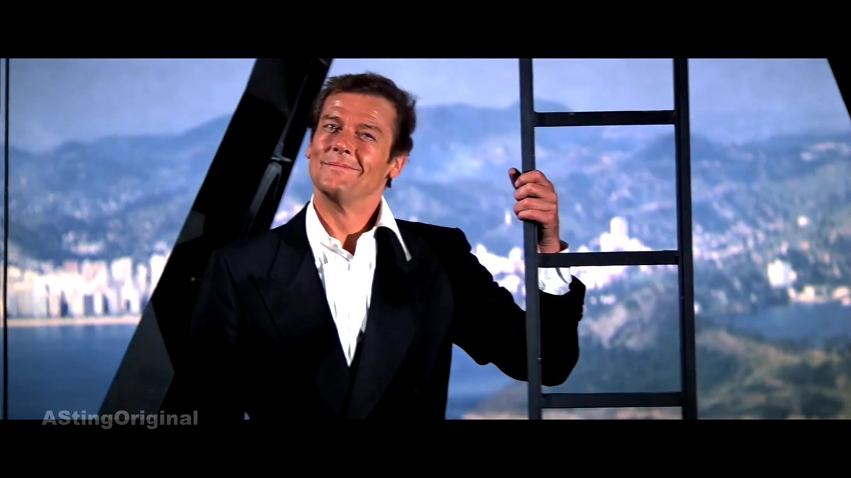 For Moonraker (1979), Stuntman Richard Graydon nearly died while hanging from a cable car 2,000 feet above Rio de Janeiro, without a safety line, because he didn’t want to appear rude. “There was nothing else you could do but go for it. And hope it works.”