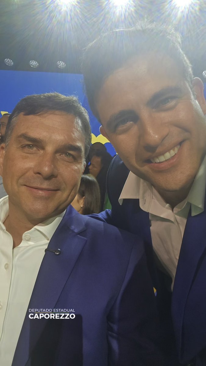 Alinhados na vestimenta e na luta pelo Brasil! Quem vem com a gente?! 🙋🏻‍♂️🇧🇷🇧🇷🇧🇷