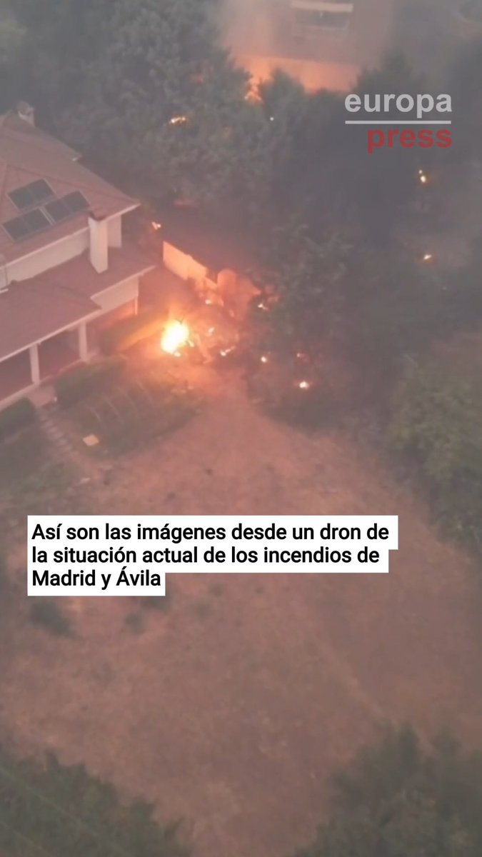 Así son las imágenes desde un dron de la situación actual de los incendios de Madrid y Ávila
