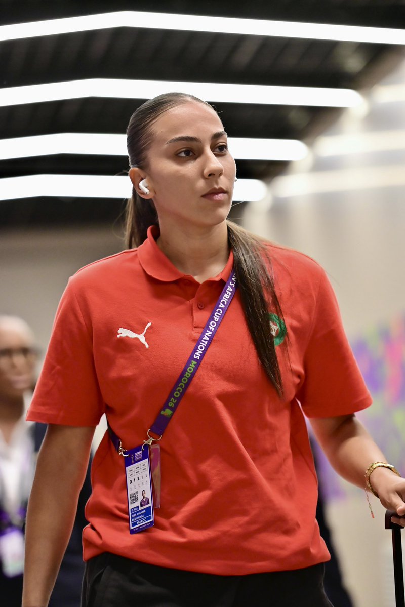 وصلنا إلى ملعب مولاي الحسن 📍 The #AtlasLionesses arrive at Moulay El Hassan Stadium 🤩 #DimaMaghrib 🇲🇦