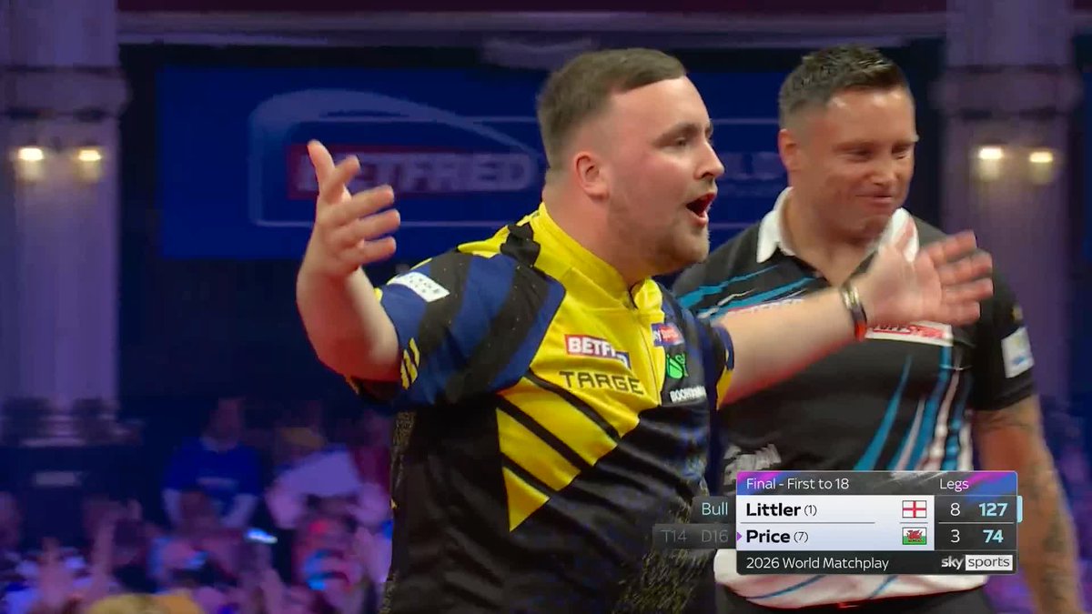 Luke Littler's hit a fifth ton-plus finish of the match, following up a 128 finish with a 127 checkout on the bullseye. This is silly now. 📺 #MatchplayDarts
