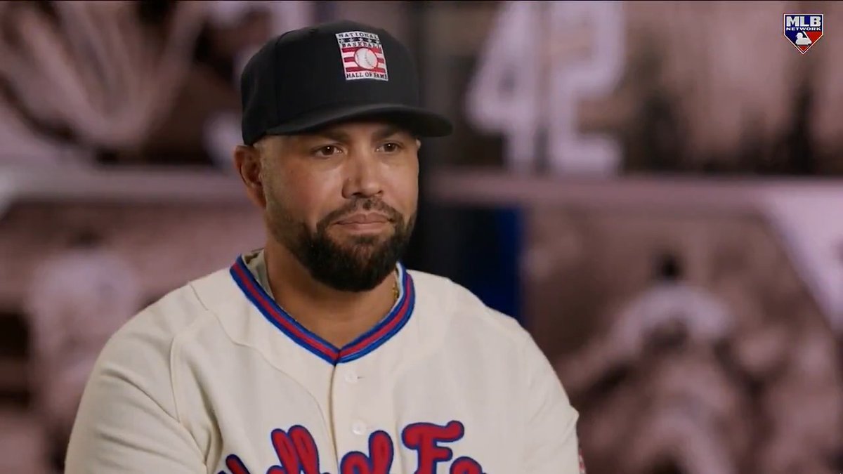 “If the National Baseball Hall of Fame and Museum ⚾ wants to make a little display for switch-hitting center fielders in the Hall of Fame, there's only two names: Mickey Mantle and [Carlos Beltrán].” Carlos Beltrán reflects on his Hall of Fame career with Bob Costas.