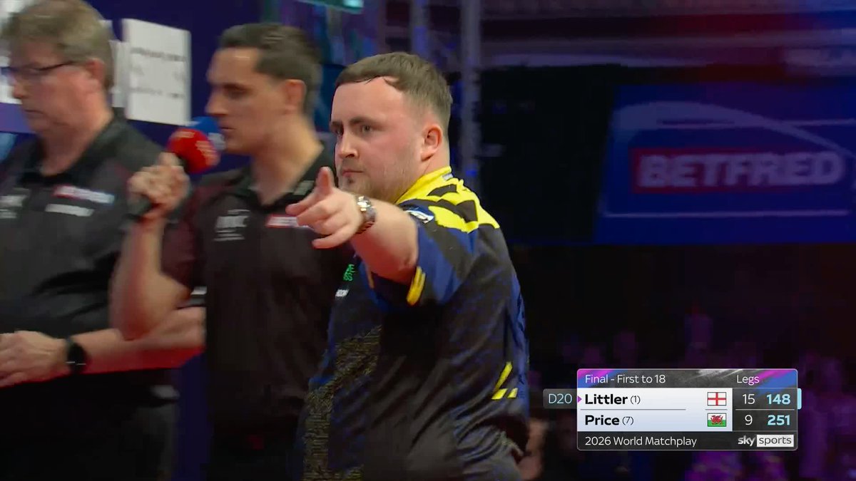 LITTLER TWO AWAY! Luke Littler takes out an unconventional 148 finish to lead Gerwyn Price 16-9, with just two legs between the 19-year-old and the title! 📺 #MatchplayDarts
