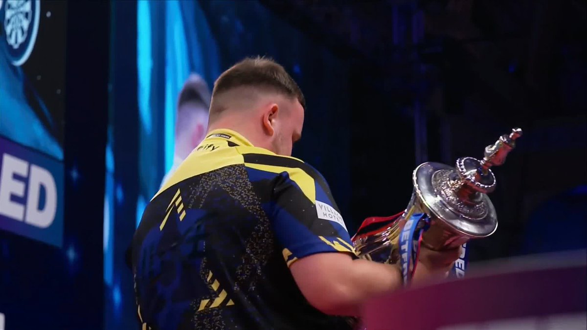 Luke Littler lifts the World Matchplay trophy for the second year in a row! 🏆
