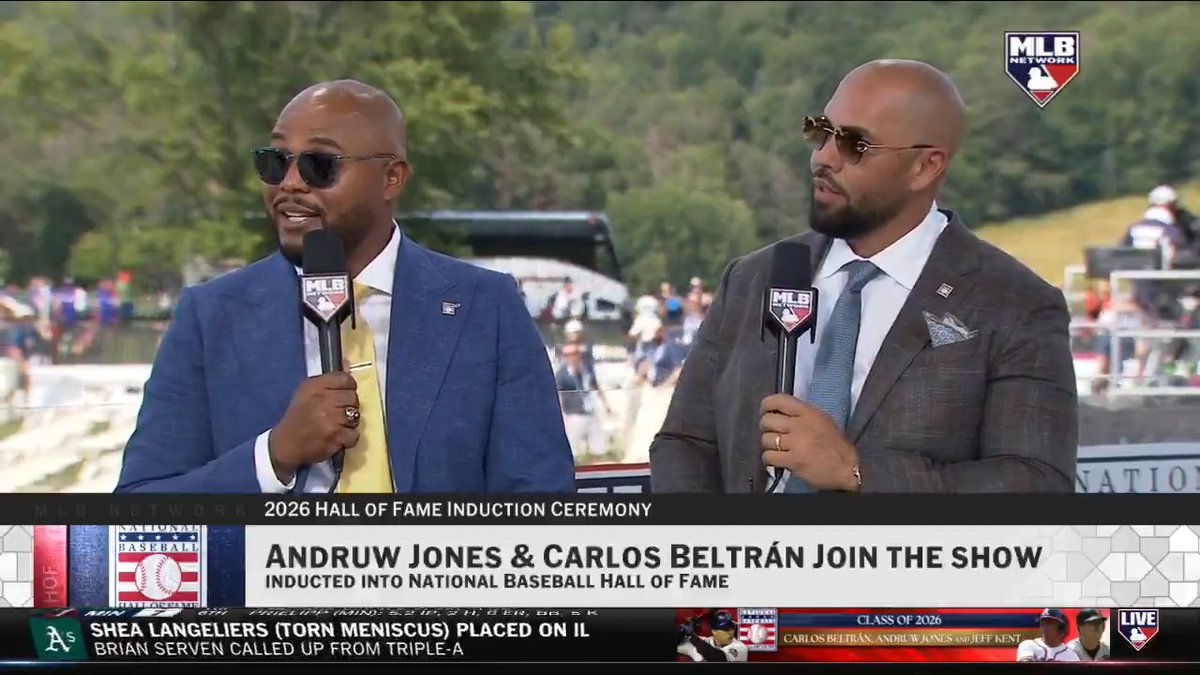 Carlos Beltrán and Andruw Jones were born one day apart from each other, finished their careers one home run apart and both have... mother's with the same name!? 😅 Two of the newest members of the National Baseball Hall of Fame and Museum ⚾ join the desk from Cooperstown.