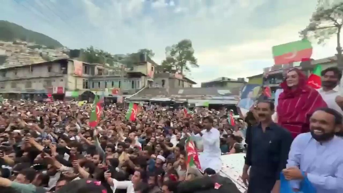 کبھی کہتے ہیں سرخ لکیر کبھی کہتے ہیں فیٹ سیل کردی چار سال کا ایڑی چوٹی کا زور مگر وہ ہے نا کہ عزت اور ذلت کے ہاتھ، جسے اللہ عزت دے اسے کوئی ذلیل نہیں کرسکتا اور جسے اللہ ذلیل کرے اسے کوئی عزت نہیں دے سکتا۔ #StreetMovementForJustice