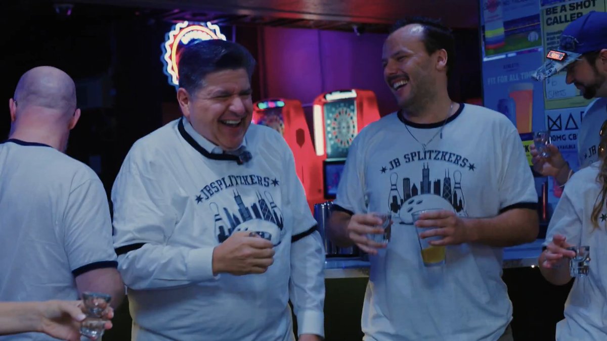 Honored to find out there was a bowling team that named themselves the JB Splitzkers. And even more honored to take a shot of Malort and cheer them on at Diversey River Bowl.