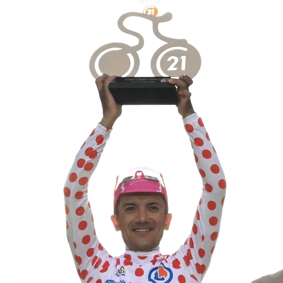 Gracias, Richard Carapaz M por cada ataque, cada fuga y cada emoción. Llegaste al Tour de Francia con un objetivo y lo conquistaste: Rey de la Montaña y ciclista más combativo. Todo Ecuador celebra contigo y se enorgullece de verte, una vez más, en lo más alto.