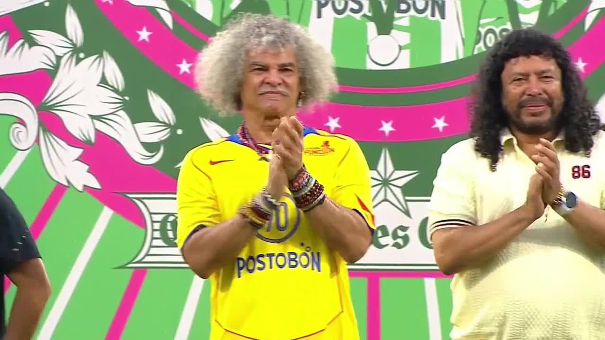 El Pibe lidera el homenaje a Macnelly Torres Carlos Valderrama acompañó la emotiva despedida del campeón de la Libertadores, en una jornada que reunió a varias leyendas del fútbol colombiano #LaÚltimaFunción ⚽Disfruta lo mejor del fútbol en el Plan Premium de Disney+ Latinoamérica