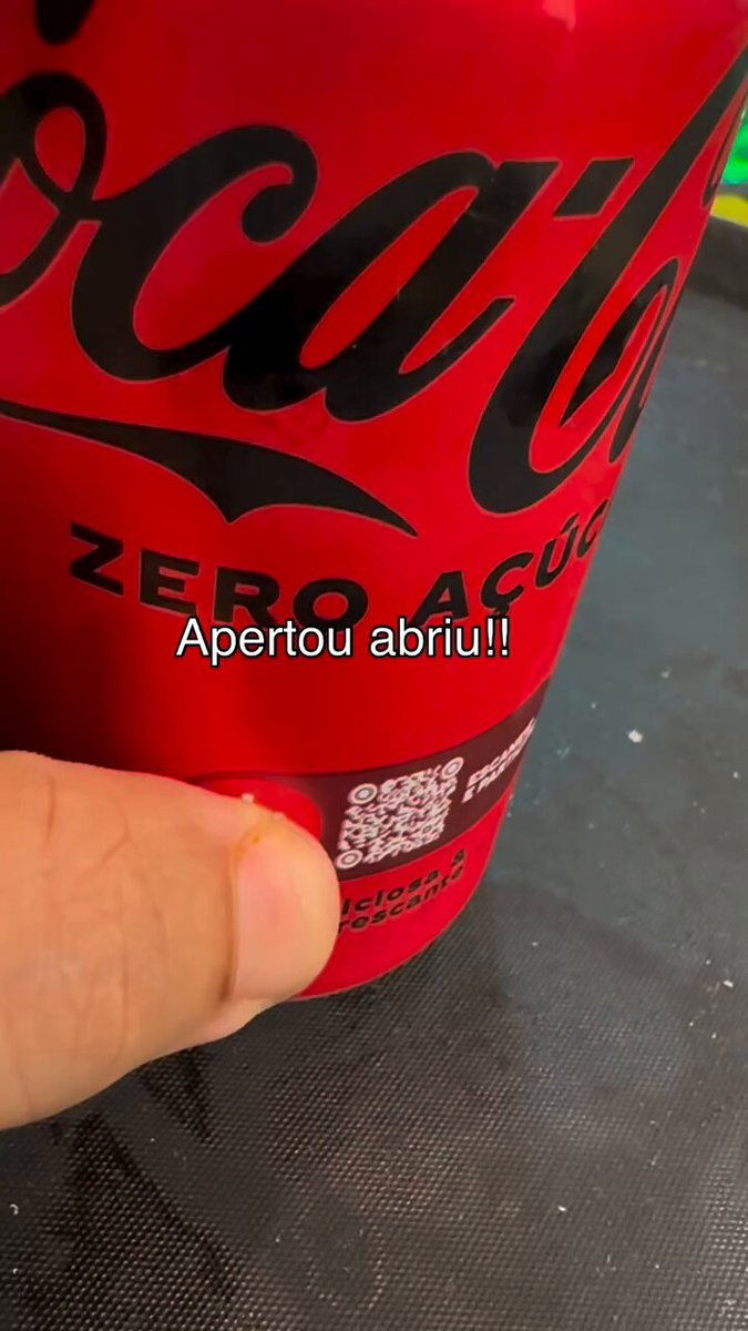 e se apertar duas vezes a lata fecha