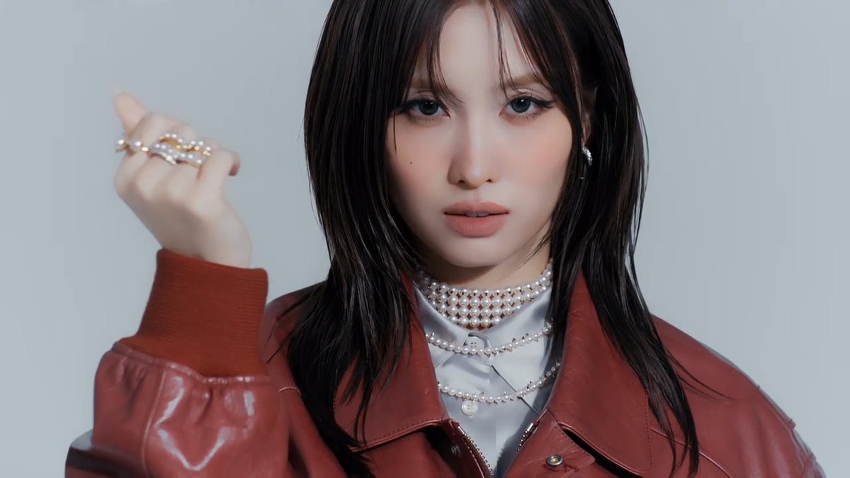 MOMO FOR TASAKI & ELLE JAPAN