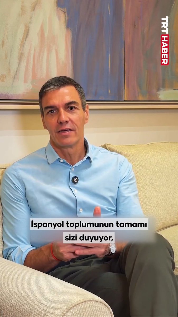 İspanya Başbakanı Sanchez, portresini duvara çizen Gazzeli kıza teşekkür etti. 📌“İspanya sizi duyuyor, görüyor, seviyor ve unutmuyor…”