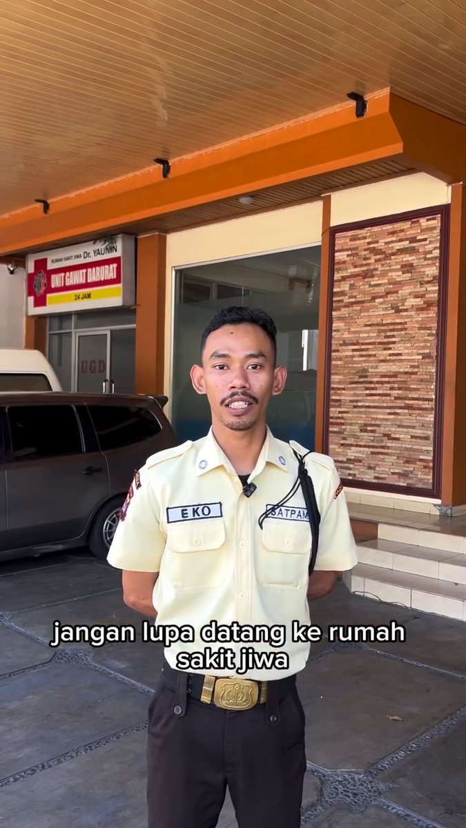 Silahkan daftar ya kaka udah ditunggu pak satpam 😭🗿