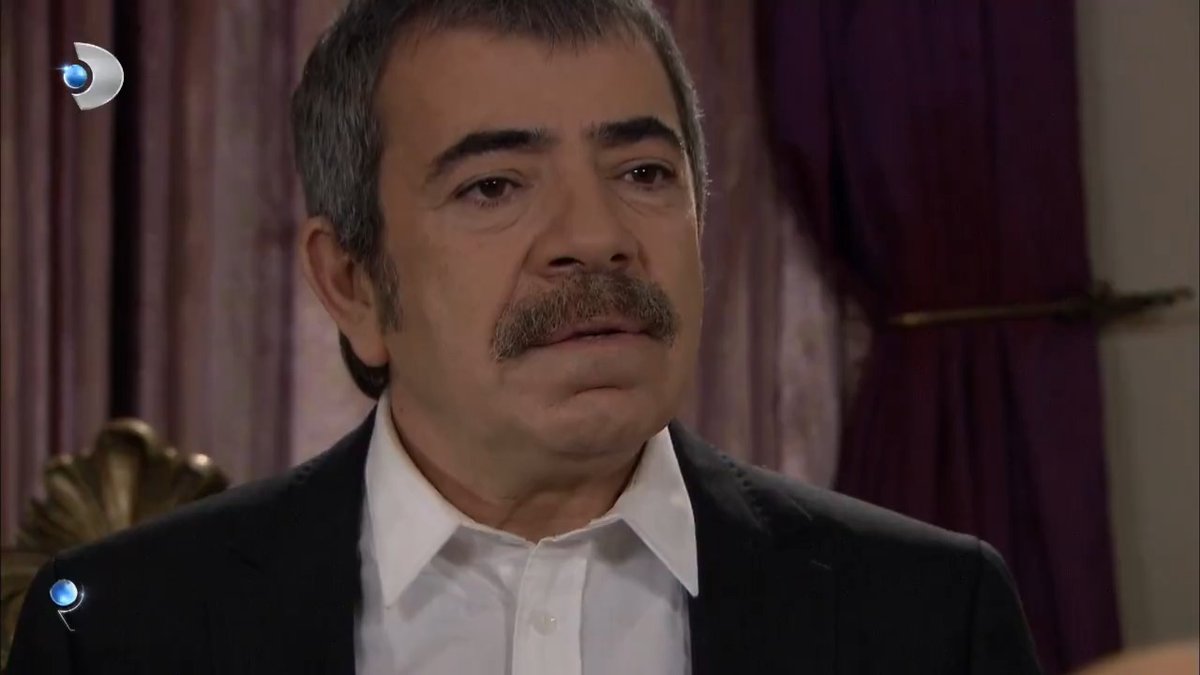 "Adnan Bey, büyük bir yalanın içindesiniz!" #AşkıMemnu hafta içi her gün 16.45'te #KanalD'de! 💙