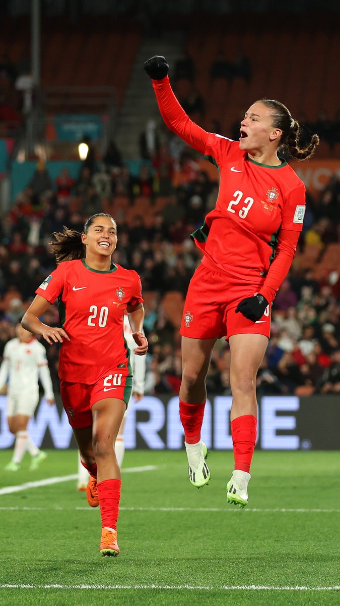 Scoring Portugal's first-ever #FIFAWWC goal: Telma Encarnaรงรฃo. ๐