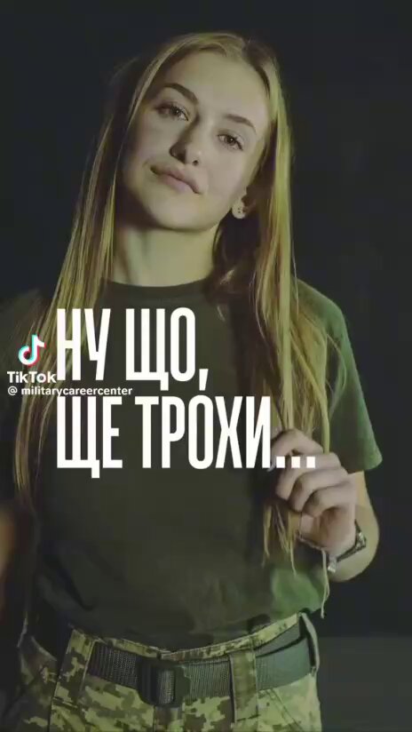 я понимаю что вы за кринж и могилизацию детей, но зиговать же в конце не обязательно? а, так надо? римское приветсвие говорите? а где Рим, он виден с твоей Захлюпанки, солдат?