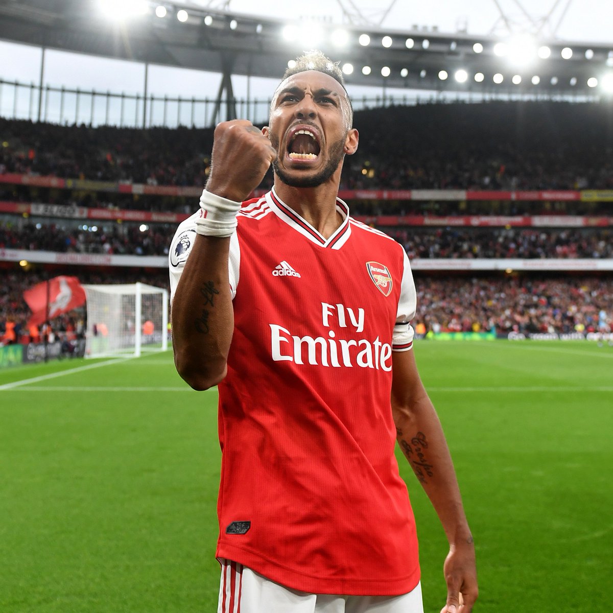 Remember when Arsenal came from 2-1 behind, with both 10 men &amp; 10 minutes left, to beat Aston Villa 3-2.