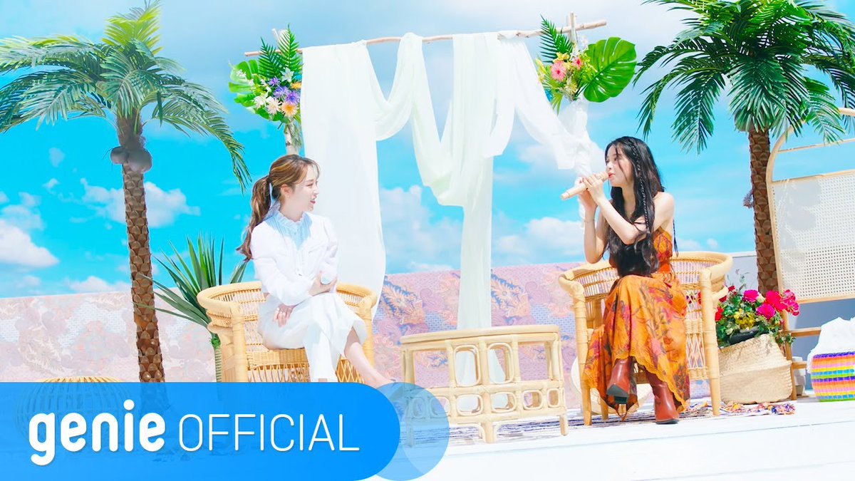 5 years ago today, SOLAR & MOONBYUL released ‘Promise U’
