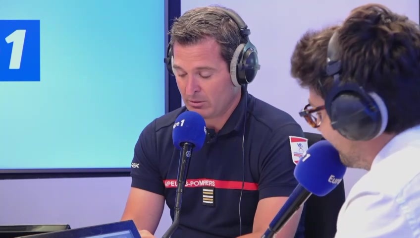 "Il y a un moment donné, de toute façon... On va le péter en deux ce feu. Donc forcément, le sujet derrière, ça va être juste d'attendre la bonne fenêtre de tir et on le fracassera à ce moment-là" assure Porte-parole des sapeurs-pompiers de France 🎙️ Dans #EliotDevalEtVous sur #Europe1
