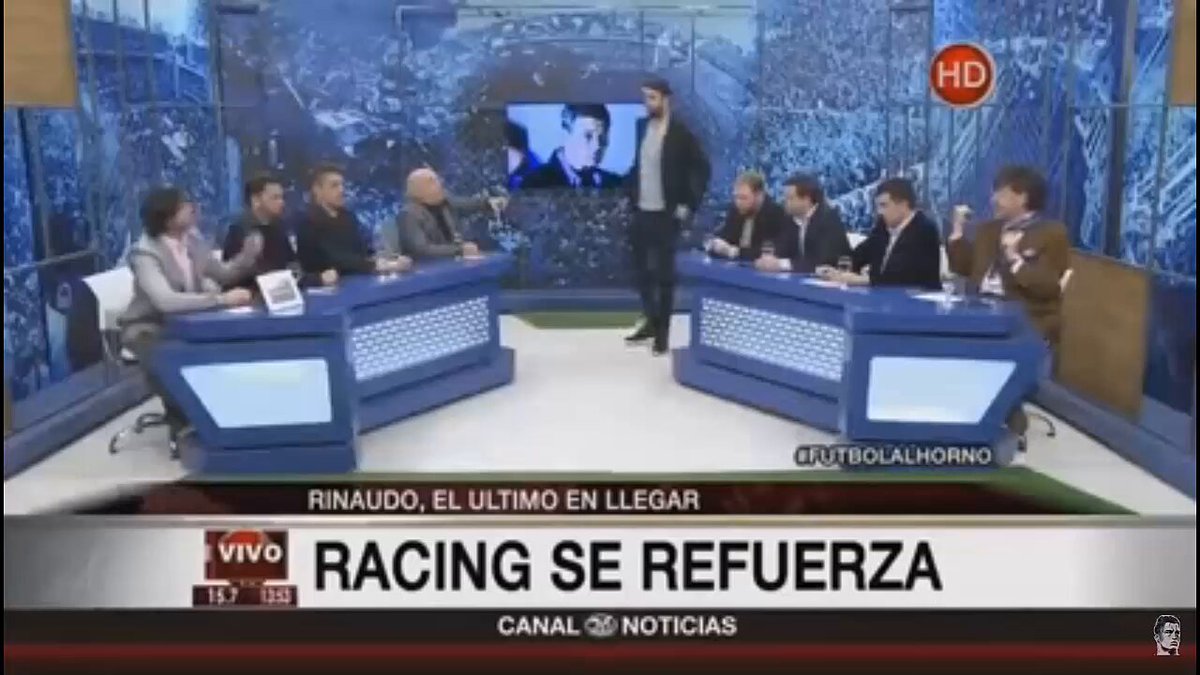 ¡No solo se burlaron de nuestro fútbol, también del país. Creo que esto explica más menos desde donde viene la bronca entre mexicanos y tragaburros, antes de esto no se si haya otros antedendentes. Para que lo vean los mexicanos como Adal Ramones que defienden a los argentorpes.