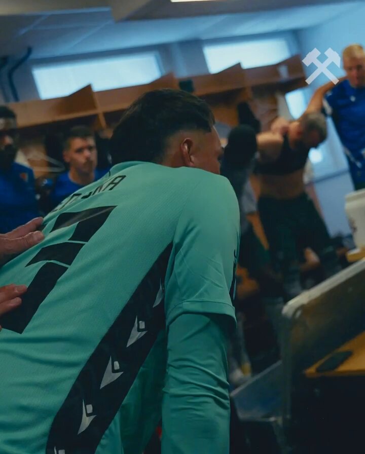 ⚒️ Za ten znak, za ten dres, za ty fanoušky! ▶️ Nové Vždycky s námi v Chachar Passu.