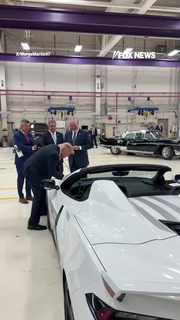 NEW: President Trump signs an iconic Corvette during his visit to a General Motors plant in Michigan. | Margo Martin