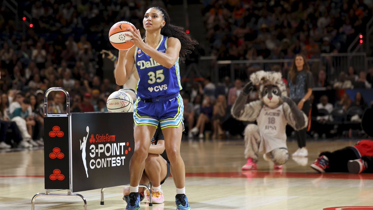 History was made, records were broken, and WNBA All-Star Weekend gave us plenty to talk about. 👏🏾 From Jonquel Jones making basketball history to Michael Eaves bringing stars together for the inaugural APGA Michael Eaves Classic & Celebrity Pro-Am, we're breaking down the biggest moments in the latest edition of BET's #TheScoreboard. 🏀⛳ #BET