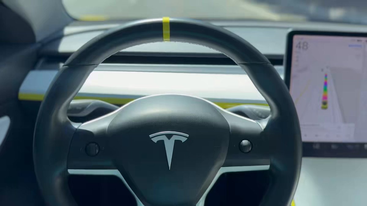 Unfortunately still experiencing the steering wheel wobble with V14 Lite. Important to note that this only happens on FSD and does not happen on Autopilot. I wonder how this can be fixed Tesla AI