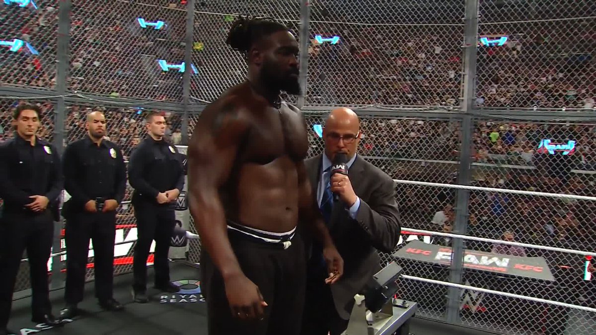 Oba Femi weighs in at 302 pounds 💪 Oba Femi wwe