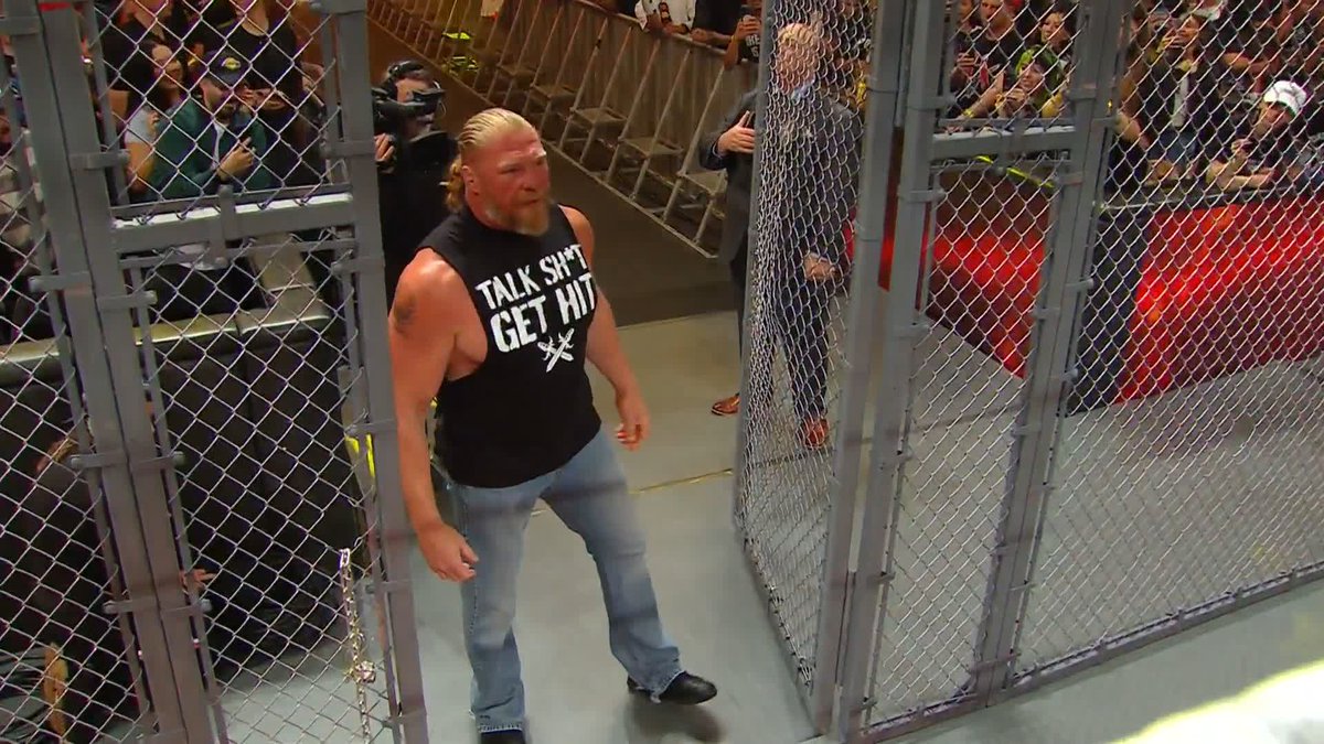 Brock Lesnar is toying the Oba Femi 😳
