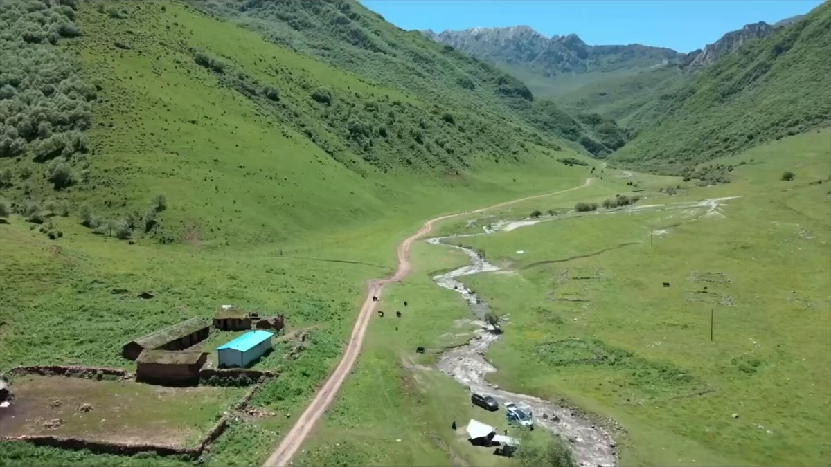 7月26日，甘肃渭南双石门景区山洪记录。