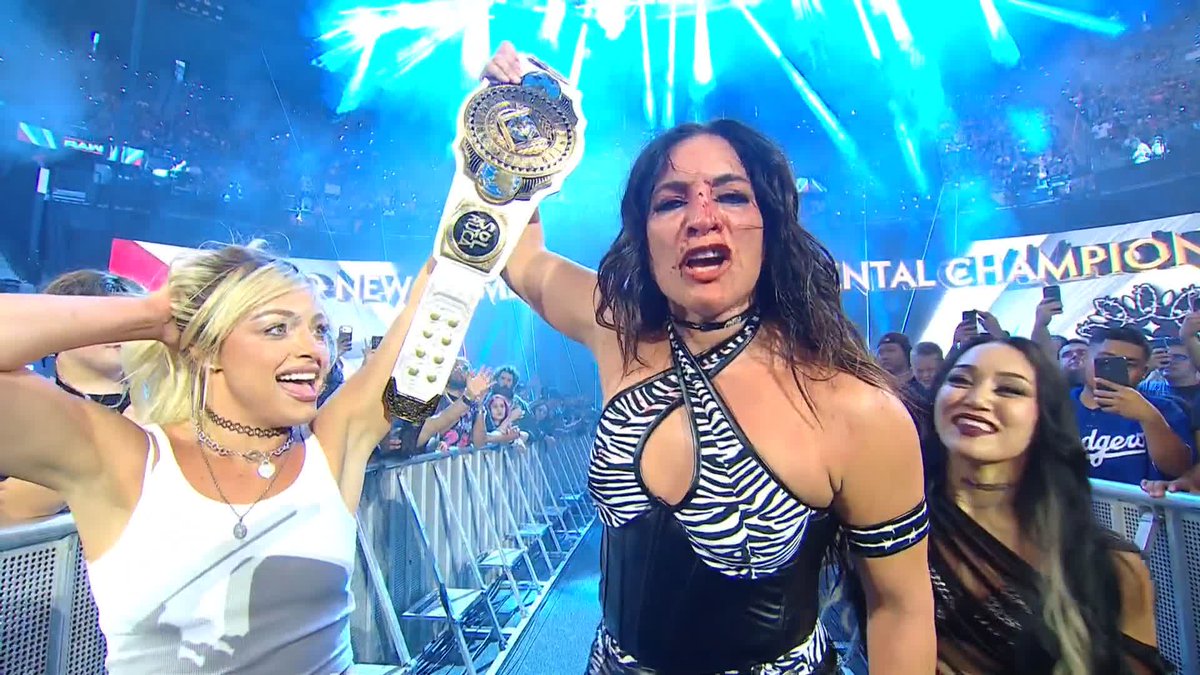 ¡The Judgment Day está cubierto de ORO! 🌟 #WWERaw