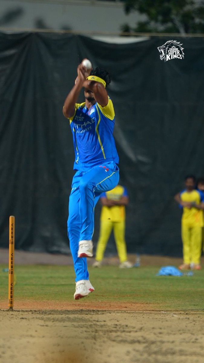 Now playing: Gh🔁sh ⚡️ #WhistlePodu #Yellove