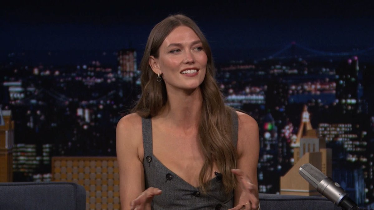 Karlie Kloss wrote her new children’s book Spaghetti Code to inspire younger audiences to “start dreaming of what you could build with code”! #FallonTonight