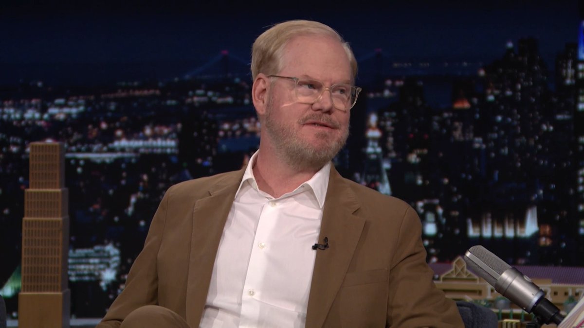 “Everything IS wonderful. There’s only good news. There’s just optimism everywhere.” -Jim Gaffigan on the inspiration for the title of his Everything is Wonderful! stand-up tour 😭 #FallonTonight