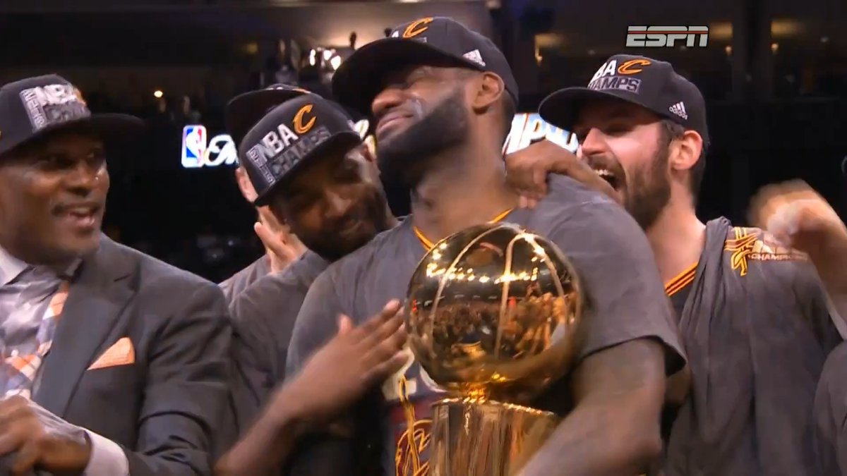 Il y a dix ans, le King nous sortait « The Block » au Game 7 face aux Warriors et offrait à Cleveland son premier titre NBA 🤩