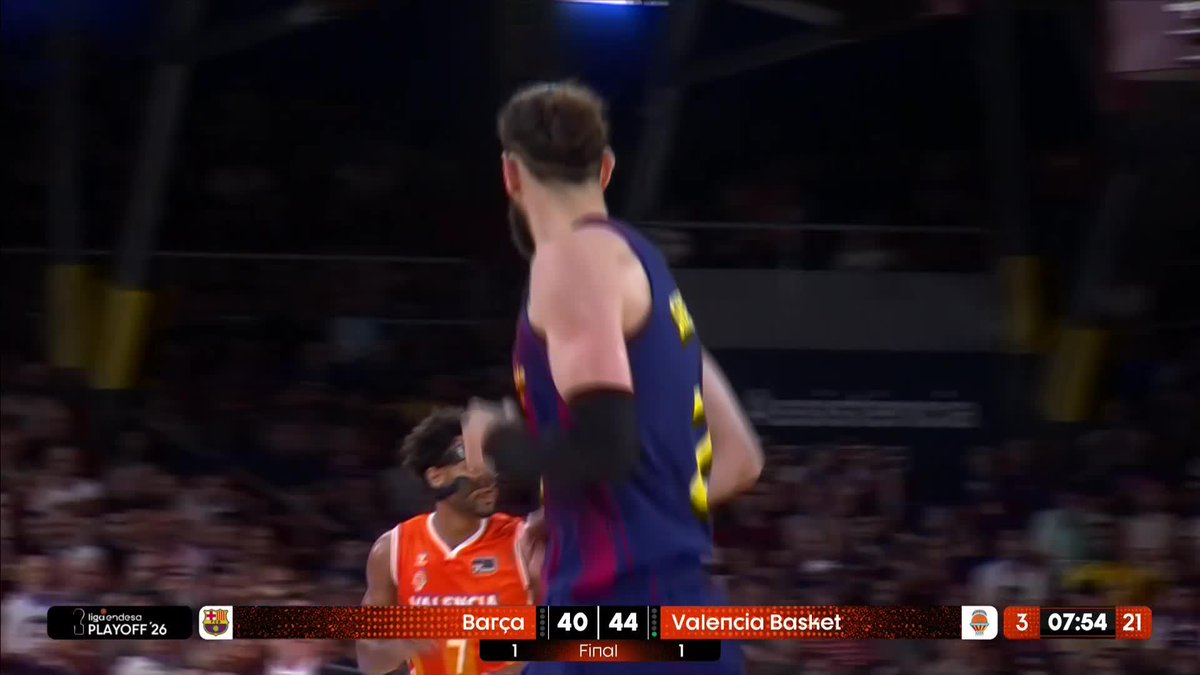 🏀🔵 Barcelona, 4 numara transferi yapmak için Tornike Shengelia'dan gelecek olan 900 bin euroyu bekliyor. ➡️ Barcelona, bu pozisyon için Shengelia ile benzer özelliklere sahip bir oyuncu istiyor. (Sport) 👀👀