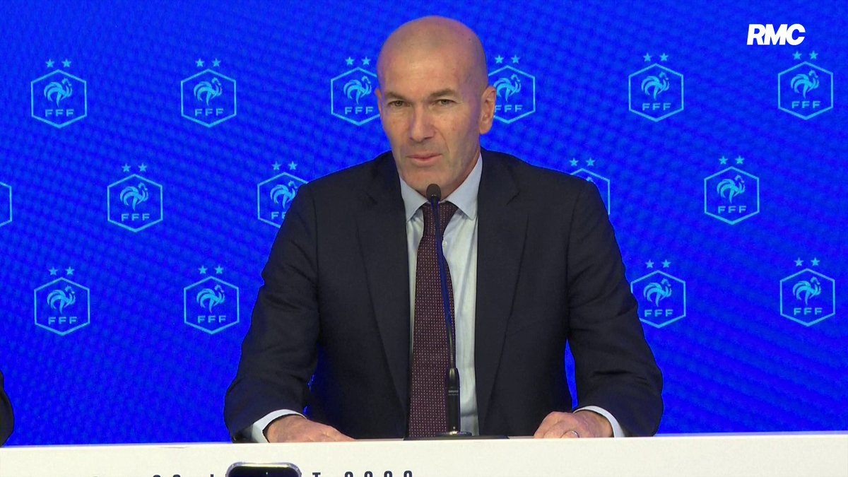 🗣️ Zinédine Zidane, sélectionneur des Bleus : "Je voudrais féliciter Didier Deschamps et tout son staff pour ces 14 années remarquables. DD, bravo pour tout ce que tu as fait. Une autre étape va s'ouvrir mais toujours pour voir l'équipe de France gagner."