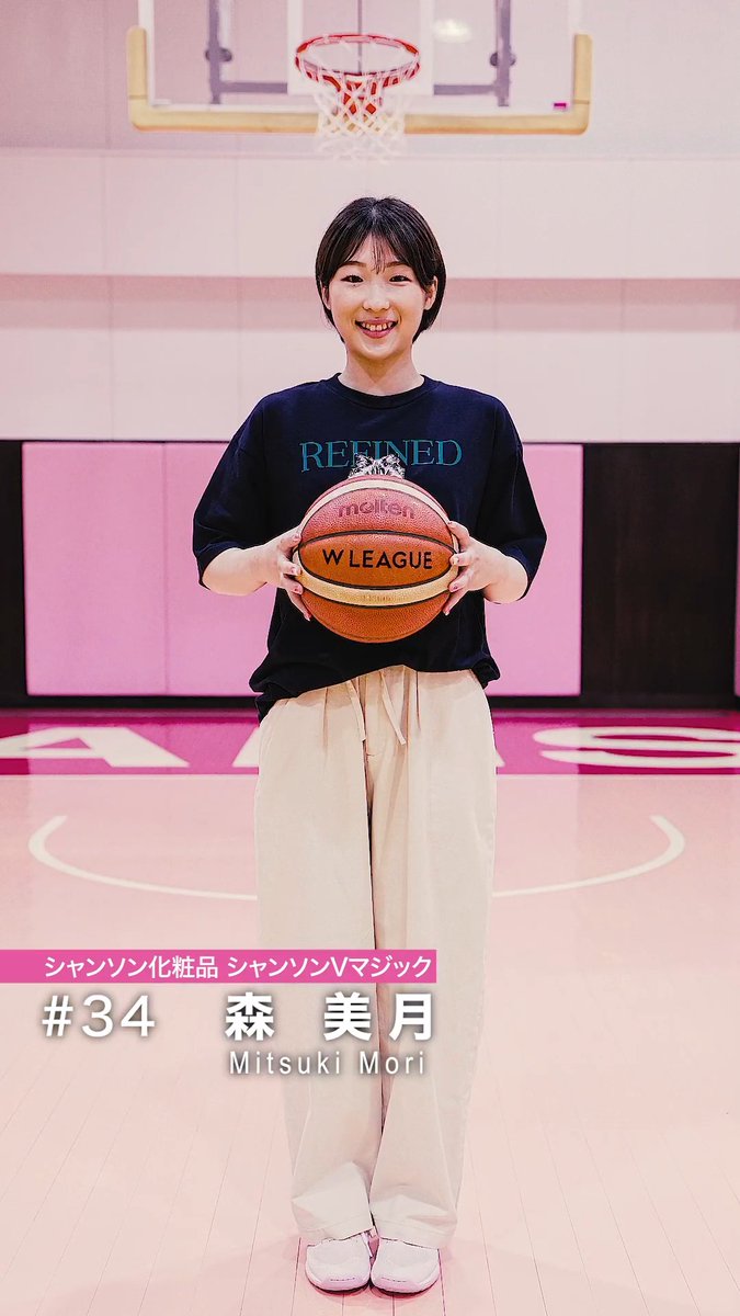 📖𝙁𝙄𝙑𝙀 𝙍𝙐𝙇𝙀𝙎 選手をつくる、5つの“マイルール”。 シャンソン#34 森美月 シャンソンVマジック 「バスケ」「ファッション」「食事」「人間関係」「メンタル管理」 5つのルールから見えてくる森選手らしさとは?👀 私服姿にも注目📸 #Wリーグ
