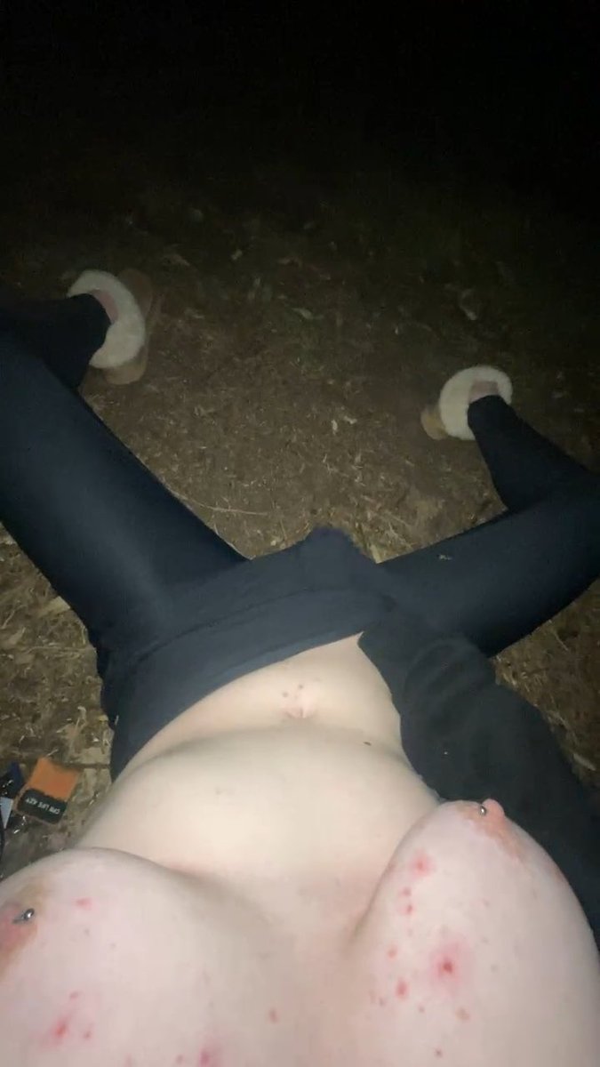 Since so many of you loved this, I thought i would share the splashy ending 💦 #freeuseslut #exhibitionist #squirting #sluttyadventures #parkwhore