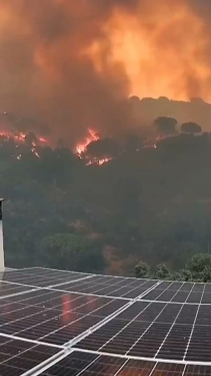 A roof-mounted camera captured the rapid spread of a wildfire in Spain on Friday, highlighting the intensity of the blazes.